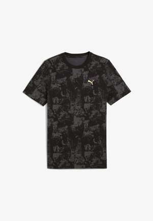 Sort kortærmet t-shirt med et struktureret mønster og et lille gyldent Puma-logo på brystet. Enkelt, sporty design.