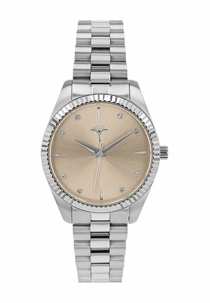 Silberner Metalluhren mit einem strukturierten Champagnerzifferblatt, ausgestattet mit Kristall-Stundenmarkierungen, silbernen Zeigern und einer geriffelten Lünette. Metallgliedarmband.