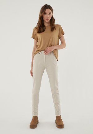 Broek - piedra