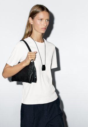 SHORT SLEEVE INTERLOCK WITH CREW NECK - T-shirt basique - white