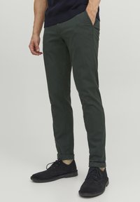 Jack & Jones JPSTMARCO JJFURY ANA - Chino - mountain view