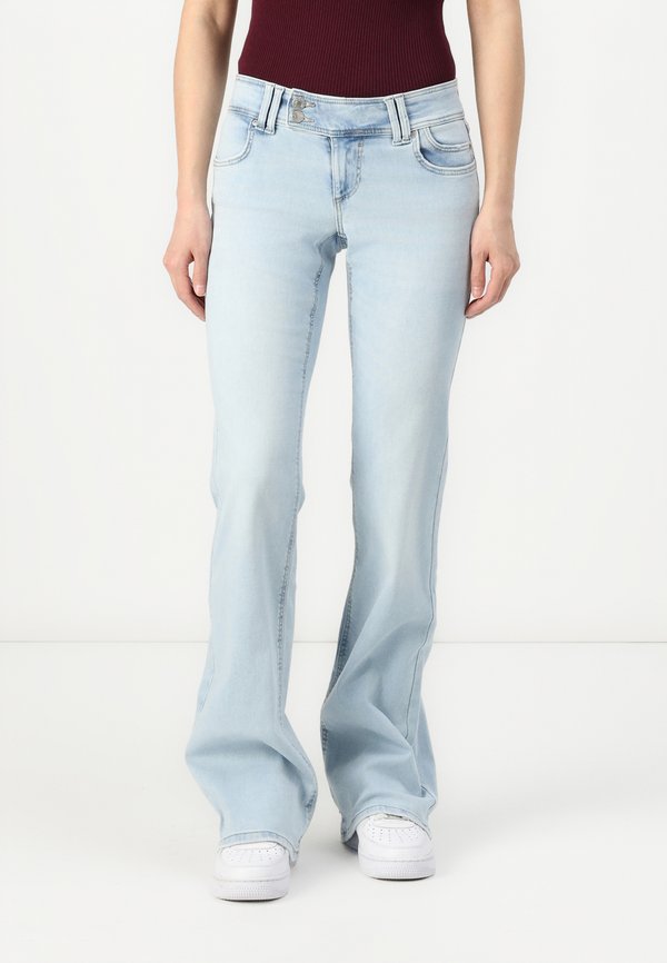 ONLBLUSH - Flared Jeans