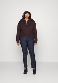 ONLY Carmakoma CARHIRIS  PUSH UP - Ļoti pieguloši džinsi - dark blue denim