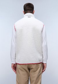 Thumbnail Image 3