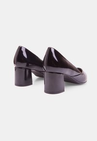 Bata Classic heels - nero