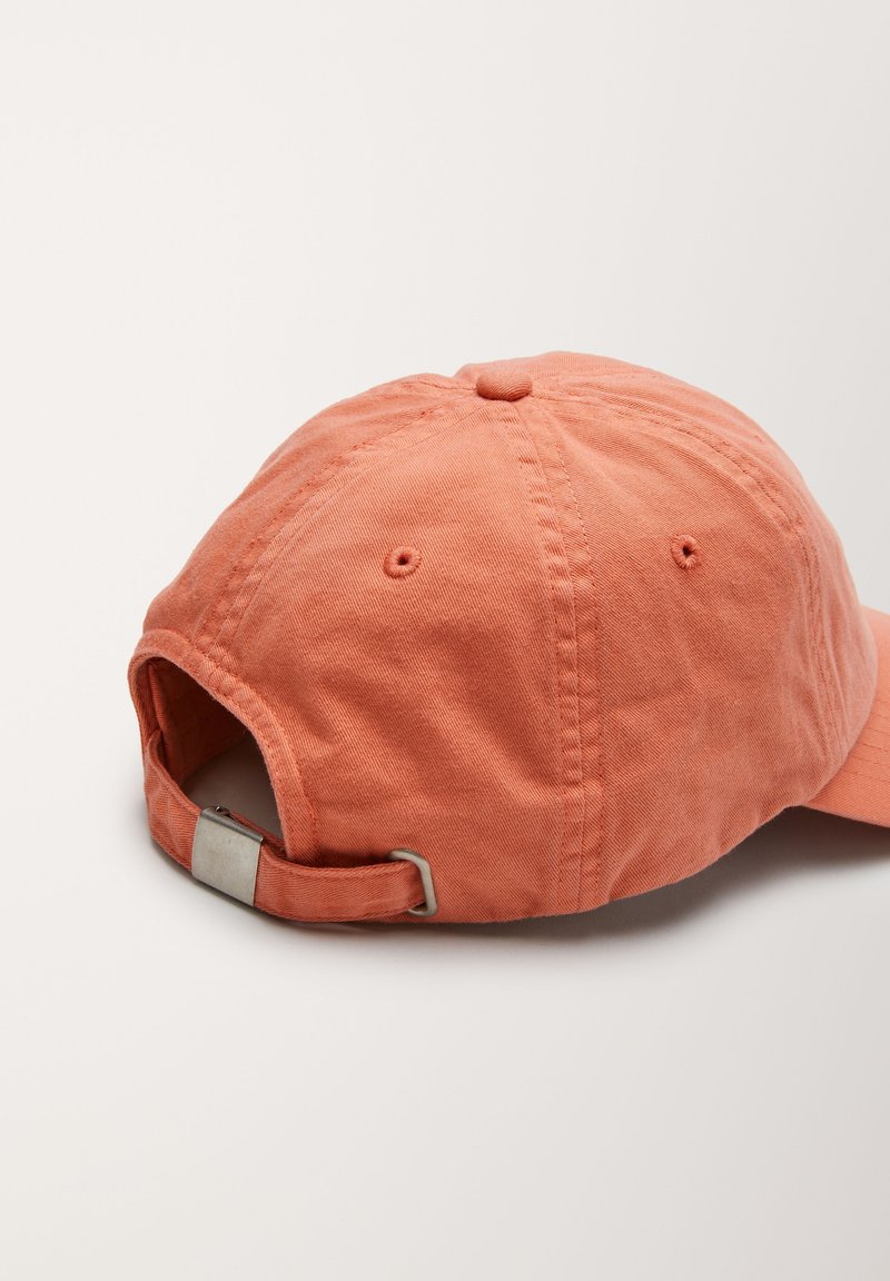 Herren Mützen | s.Oliver D’UNE FERMETURE À POINTE Cap light orange/apricot - IS70298 Herren Mützen | s.Oliver D’UNE FERMETURE À POINTE Cap light orange/apricot - IS70298