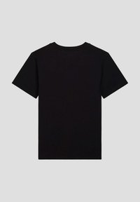 T-shirt nera a maniche corte in cotone. Presenta un collo rotondo e un design semplice, senza loghi o fantasie visibili.