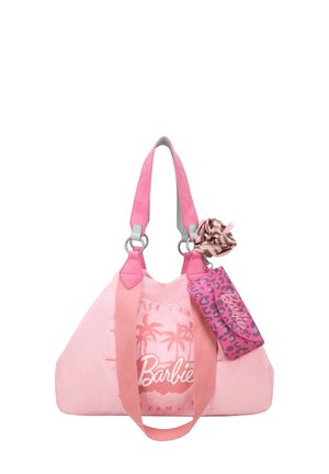 Sac en toile rose avec des poignées doubles, arborant un motif de palmier et une pochette accessoire à imprimé léopard rose attachée avec un chouchou.