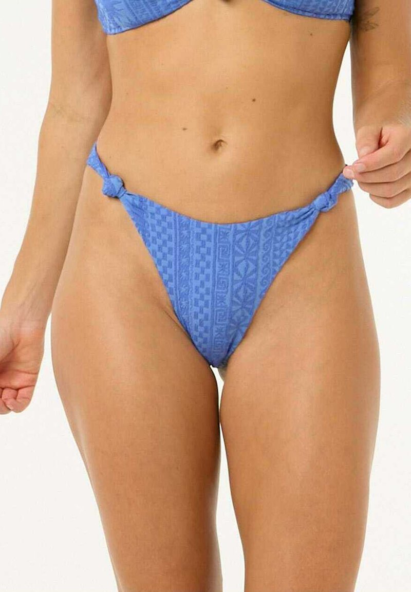 Blauwe bikini onderkant met geknoopte zijkanten; voorzien van een gestructureerd geometrisch patroon. Slim fit, minimale bedekking en een gladde stofafwerking.