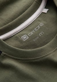 Ombre WITH CONTRASTING - Jednoduché tričko - olive green