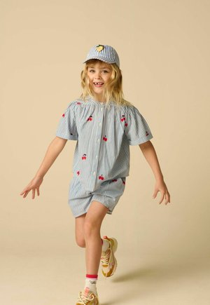 Sissy-Boy, SISSY-BOY GESTREIFTE SHORTS MIT STICKEREI - BLAU - Short - blau