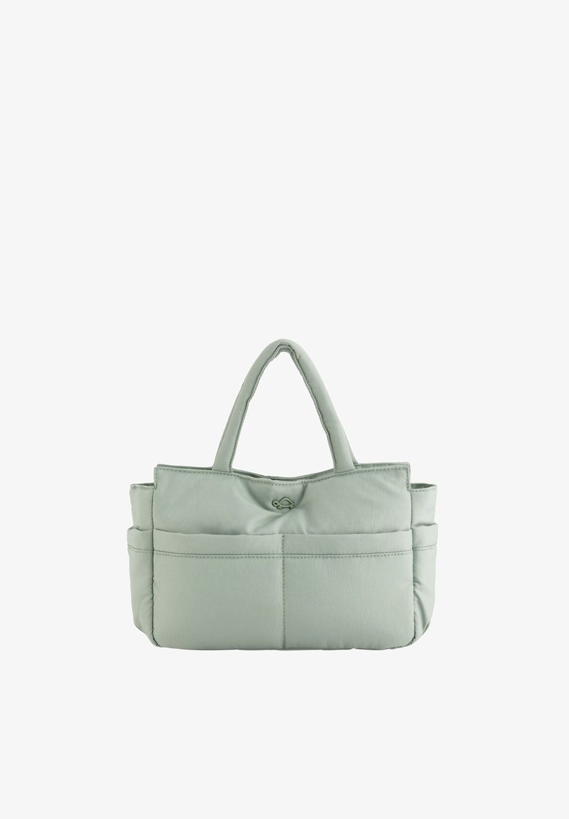 Grüne, gesteppten Stofftasche mit zwei kurzen Griffen, zwei Seitenfächern und einer oberen Öffnung. Verfügt über dezente Nähte und ein rundes Verschlusdetail.