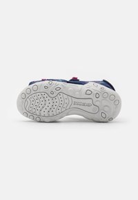 Geox WHINBERRY  - Sandali da trekking - navy/fuchsia