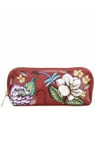 Rode leren pennenzak met florale ontwerpen, waaronder een witte magnolia, paarse artisjok en blauwe libel. Voorzien van een gouden rits.