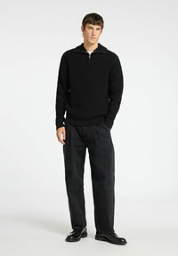 Selected Homme HALF-ZIP  - Strickpullover - black