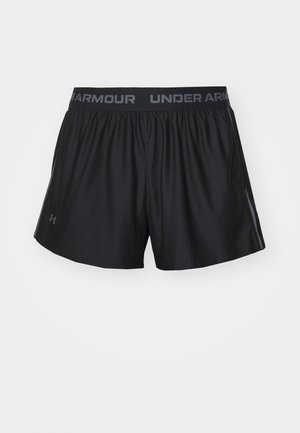 Fekete sportos rövidnadrág könnyű anyagból. Rugalmas derékrésszel rendelkezik, amelyen az "UNDER ARMOUR" felirat található, valamint szürke oldalrészletekkel.