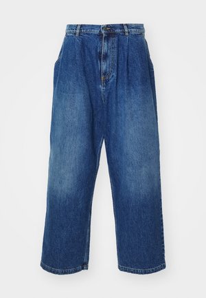 MOSCHINO PANTALONE - Džínsy voľného strihu - blue