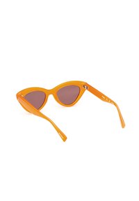 Guess Sluneční brýle - orange brown