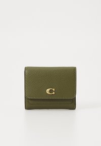 Unselected, olive