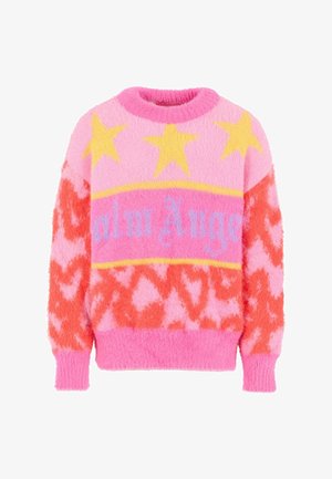 Maglione rosa chiaro con stelle gialle sopra, motivi astratti rossi sulle maniche e nella parte bassa anteriore, e testo "Palm Angels" in lilla chiaro sul petto.