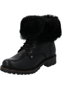 Svart läder snörkänga med rund tå, pälsmanschett och en texturerad gummisula. Utrustad med metallöglor och kontrasterande bruna detaljer.