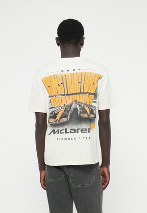 BOXY MCLAREN CONSTRUCTORS - T-shirt con stampa - off white