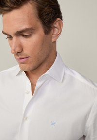 Hackett London ESSENTIAL TEXTURE - Zakelijk overhemd - white