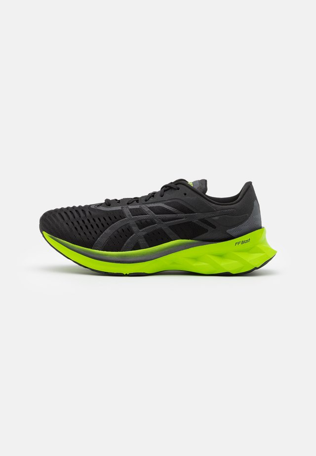 NOVABLAST - Chaussures de running neutres - black/lime zest