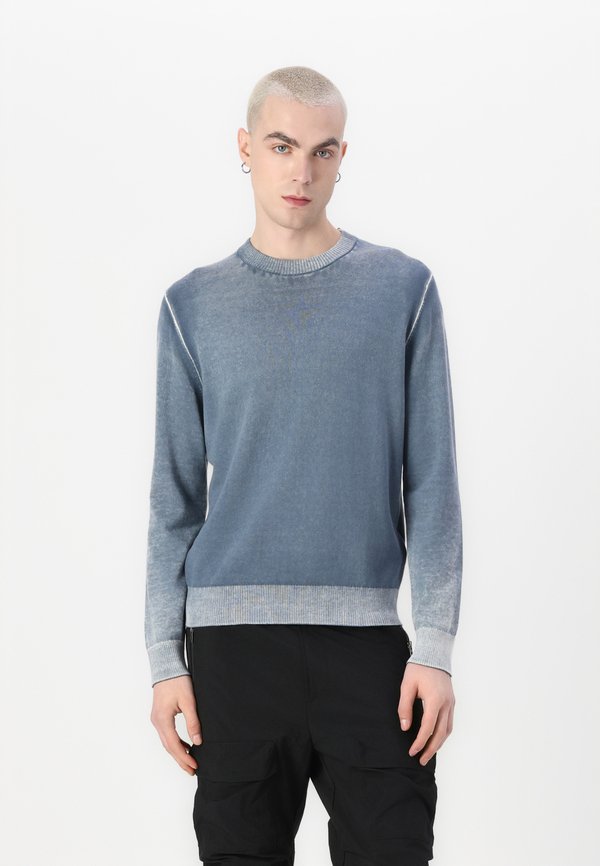 K LARENCE B - Jumper