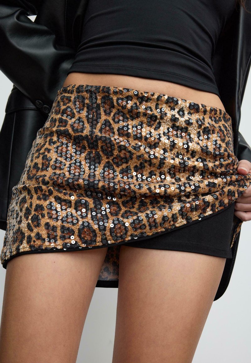 Jupe Zara Taille XL Marron Imprimé Animal - Coupe A-line Midi - Fermeture éclair