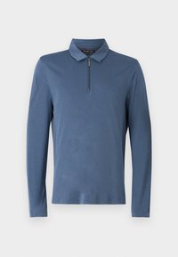 Επιλέχθηκε, chambray