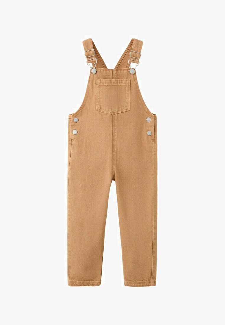 Kinderlatzhose in Braun mit verstellbaren Schulterriemen, vorderer Brusttasche und seitlichen Metallknöpfen.