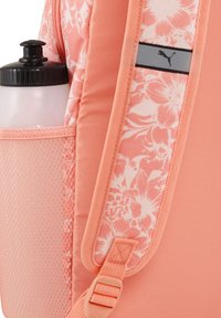 Puma PHASE AOP - Rugzak - pink fruit floral aop