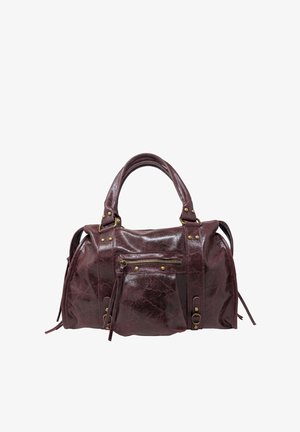 Borsa a mano in pelle marrone scuro con doppio manico, tasca frontale con zip, borchie decorative in ottone e dettagli con nappine ai lati.
