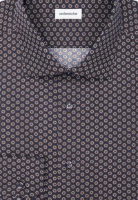 Camicia button-up blu scuro con un motivo di piccoli cerchi concentrici bianchi e marroni, dotata di colletto e visibile etichetta Seidensticker.