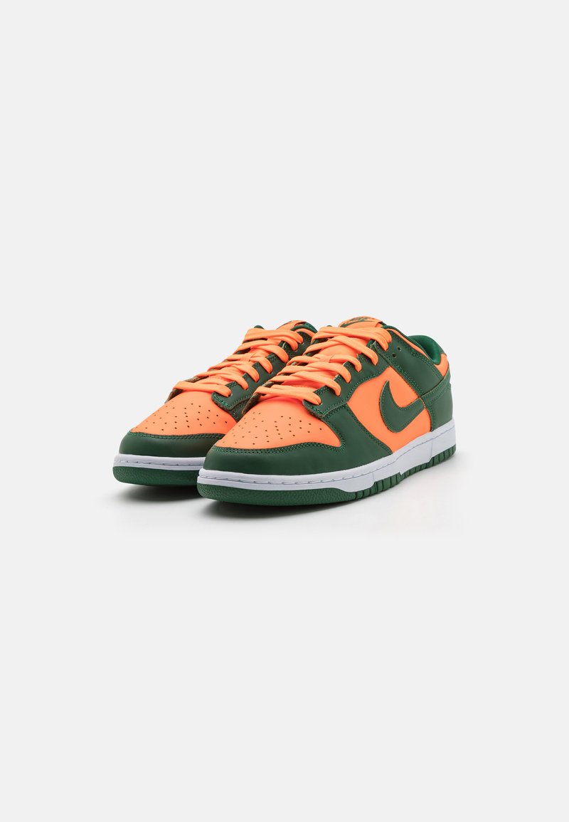 dunk low team dark green orange
