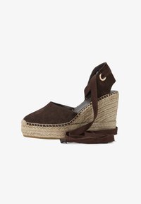 Non sélectionné, chocolate suede