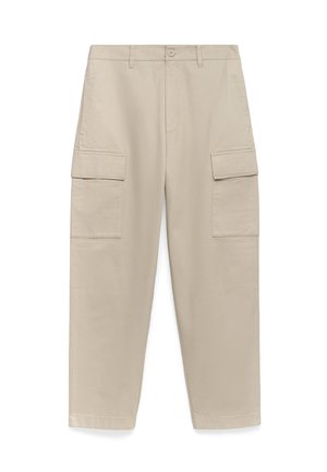 Beige Cargo-Shorts mit geradem Bein, ausgestattet mit zwei großen Seitentaschen und einem Knopfverschluss an der Taille. Aus glattem Baumwollstoff.