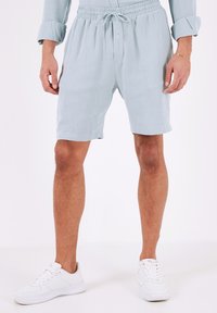 REGULAR FIT - Šortky - aqua