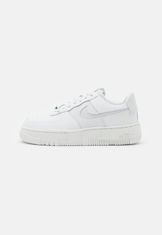 AIR FORCE 1 PIXEL - Sneaker low - summit white/photon dust