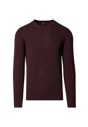 Sweter z długim rękawem, o strukturze dzianiny, z okrągłym dekoltem w kolorze ciemnego bordo, rozmiar średni, pokazany na białym tle.