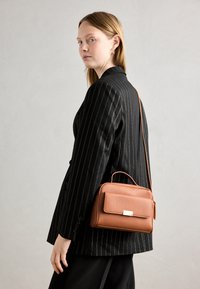 Borsa a mano - cognac