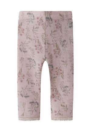 Lyserøde leggings med blomsterprint lavet af blødt stof, med en fin blonderand og grønne og blå botaniske mønstre over det hele.