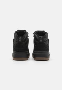 Champion RD18 UTILITY MID B GS UNISEX - Sneaker high - new black