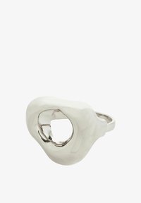 Odabrano, silver