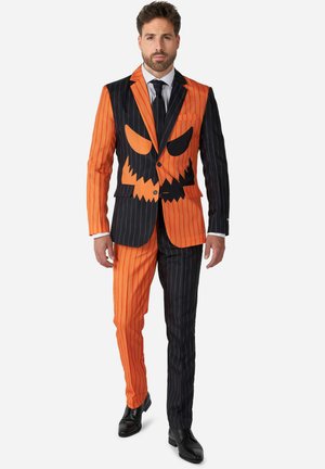 Suit - orange