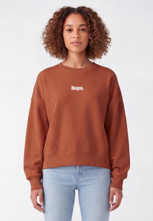 watapparel, NOPE - Sweater - heritage brown
