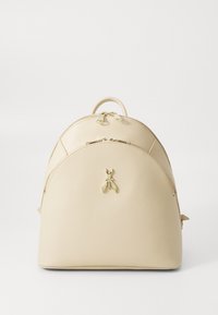 Neizvēlēts, ocean sand