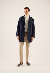 Pier One Abrigo corto - dark blue