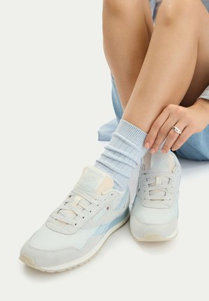 Reebok, - Obuwie do biegania Turystyka